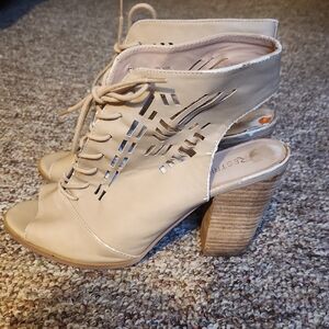 Women's Tan Lace-Up Heeled Sandals